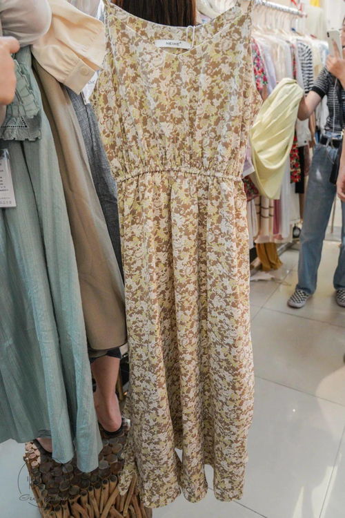 年中清倉！服裝批發城熱賣進行時，10元起500元一麻袋
